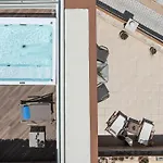 Tatil Evi Private Rooftop Jacuzzi Sea View Walk To Resmo
