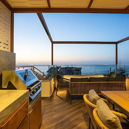 Private Rooftop Jacuzzi Sea View Walk To Ferienhaus