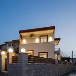 Private Rooftop Jacuzzi Sea View Walk To Holiday home