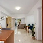 Private Rooftop Jacuzzi Sea View Walk To Holiday home Rethymno (Crete)
