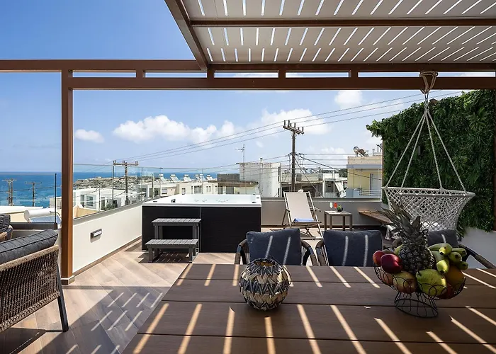 Private Rooftop Jacuzzi Sea View Walk To *