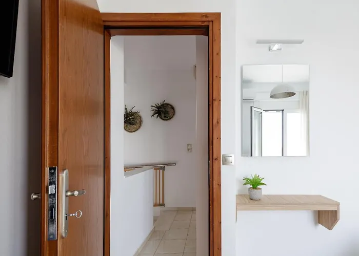 Private Rooftop Jacuzzi Sea View Walk To *