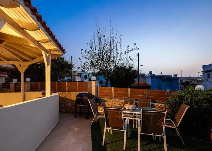 Private Rooftop Jacuzzi Sea View Walk To