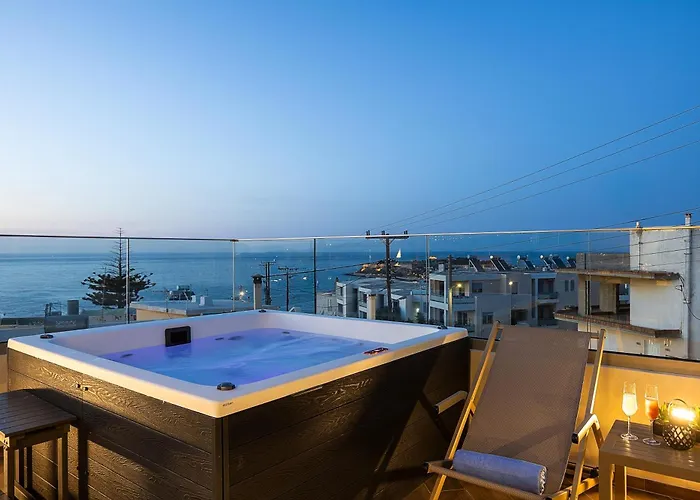 Private Rooftop Jacuzzi Sea View Walk To Rethimno