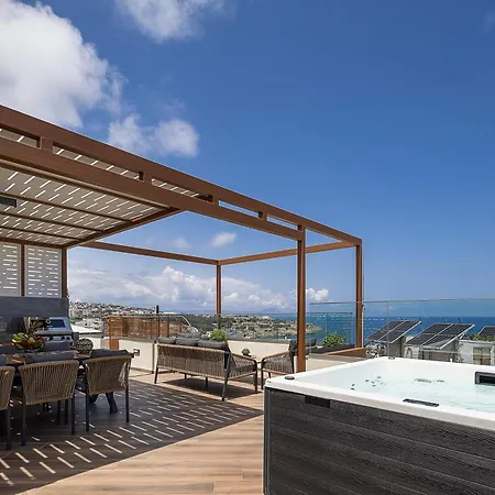 Private Rooftop Jacuzzi Sea View Walk To * Réthimno