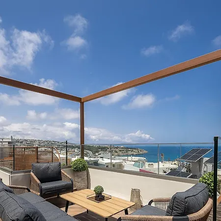 Private Rooftop Jacuzzi Sea View Walk To Réthymnon