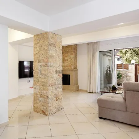 Case de vacanță Amaltheia Luxury