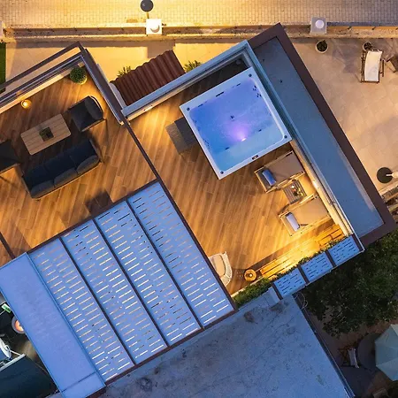 Private Rooftop Jacuzzi Sea View Walk To Hébergement de vacances *