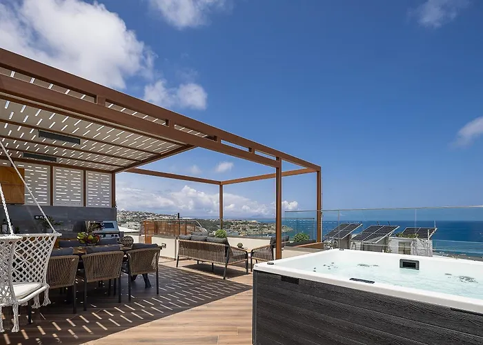 Private Rooftop Jacuzzi Sea View Walk To * Rétino