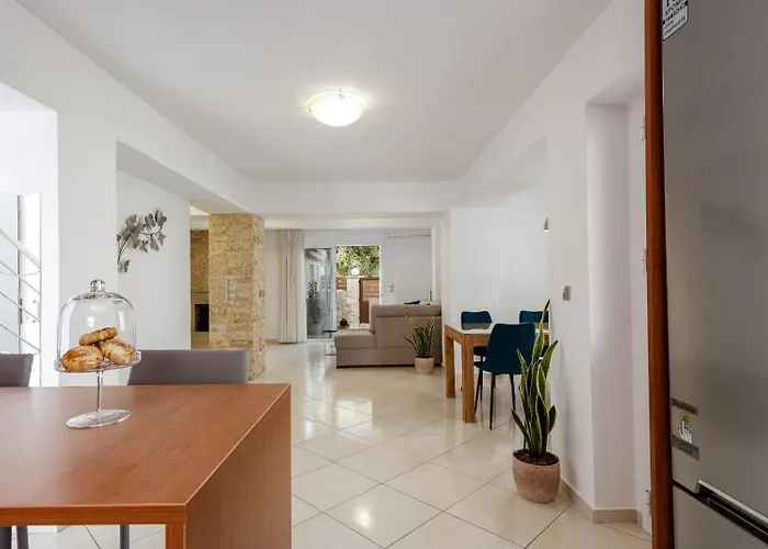 Private Rooftop Jacuzzi Sea View Walk To Сasa de vacaciones Rétino